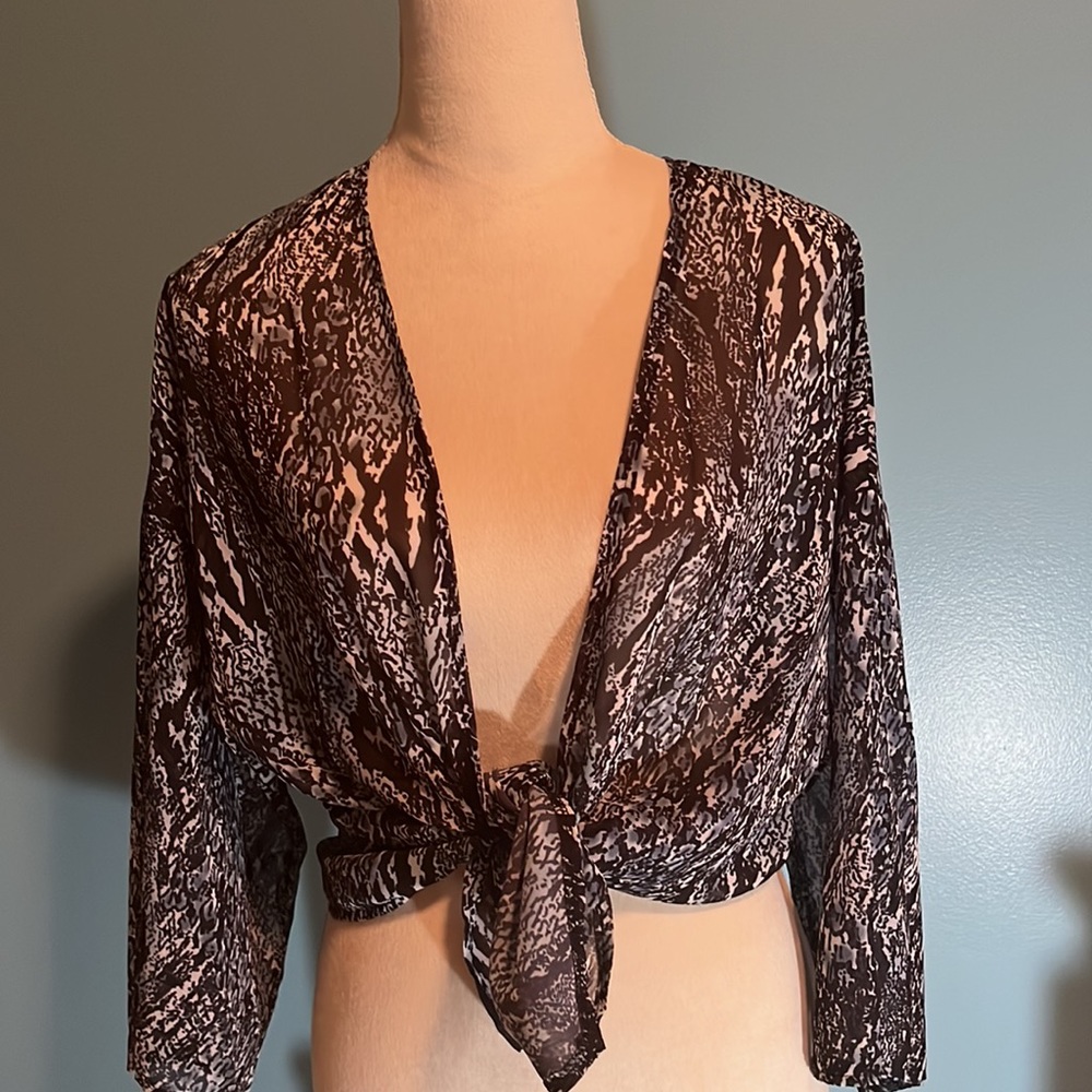 Cover up Black, light blue & cream